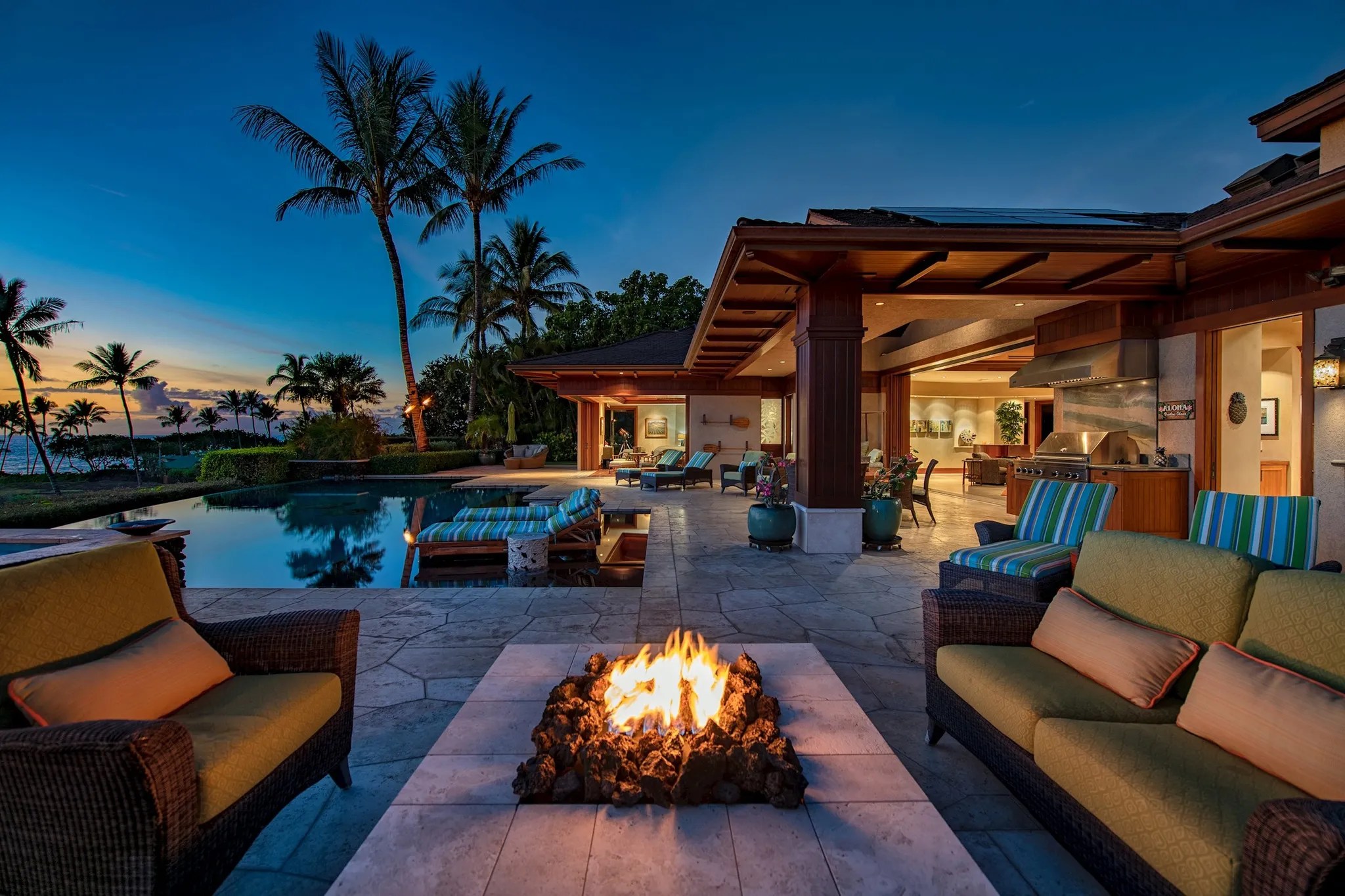 night time maunalani (2)